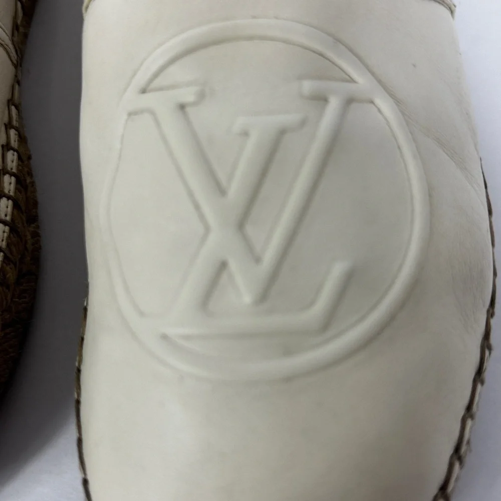 Louis Vuitton Cream Espadrilles in poor condition Size 38